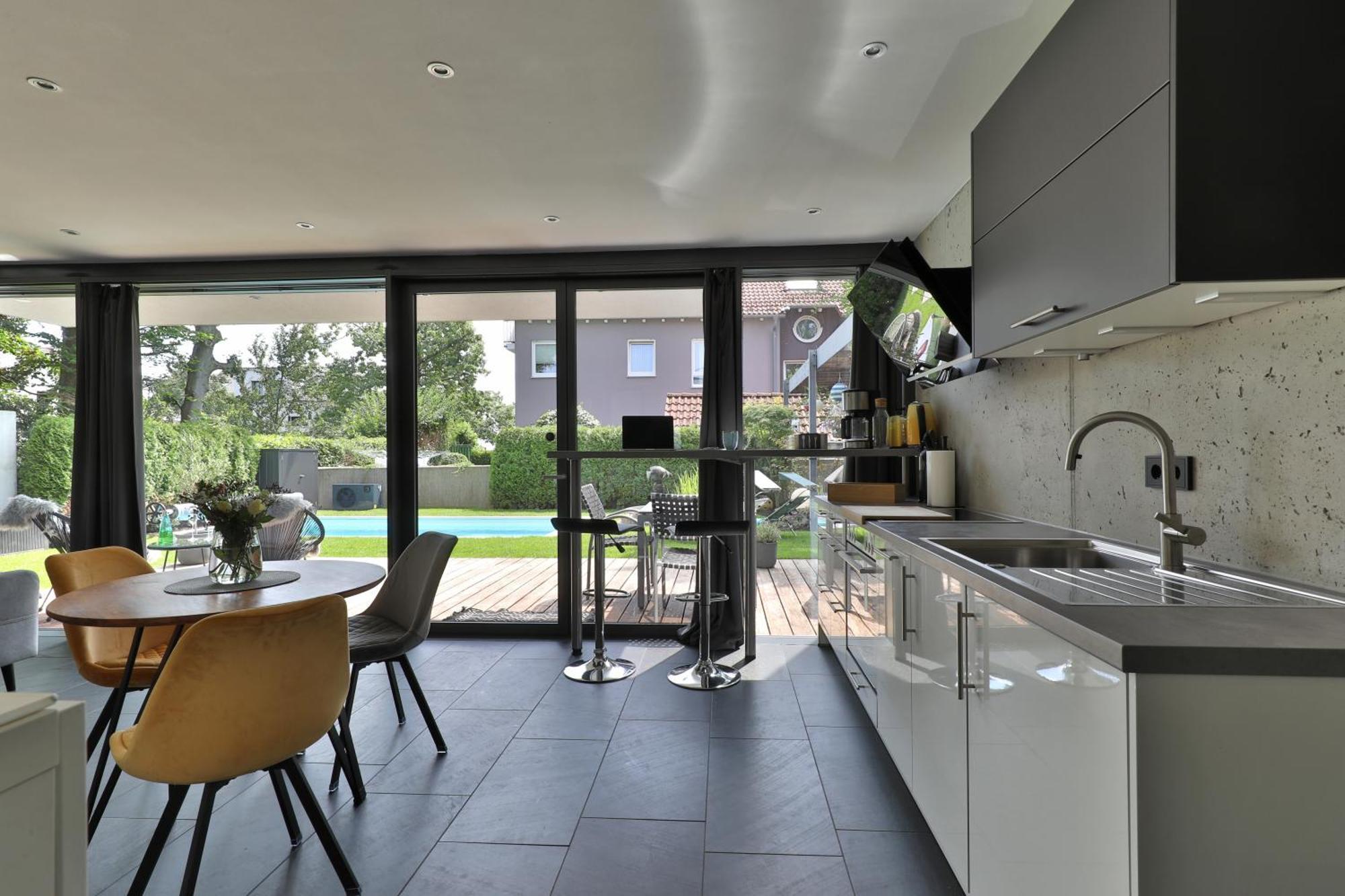 Modernes Studio-Apartment Gersthofen Eksteriør billede