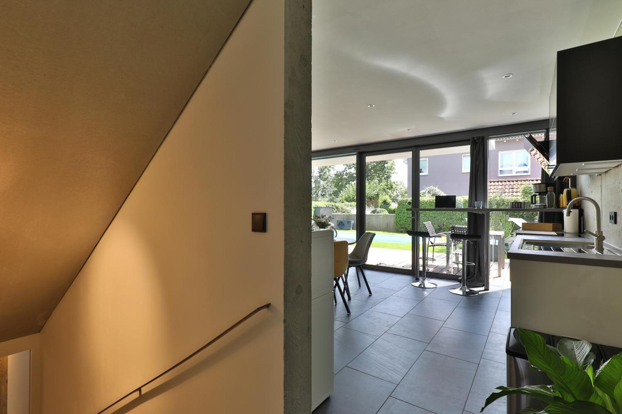 Modernes Studio-Apartment Gersthofen Eksteriør billede
