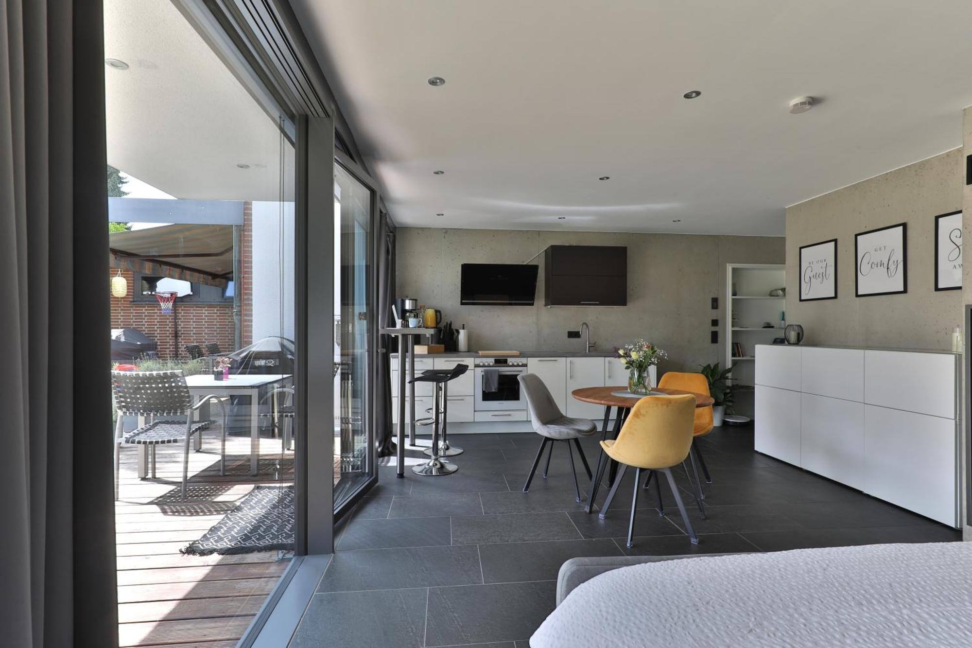 Modernes Studio-Apartment Gersthofen Eksteriør billede